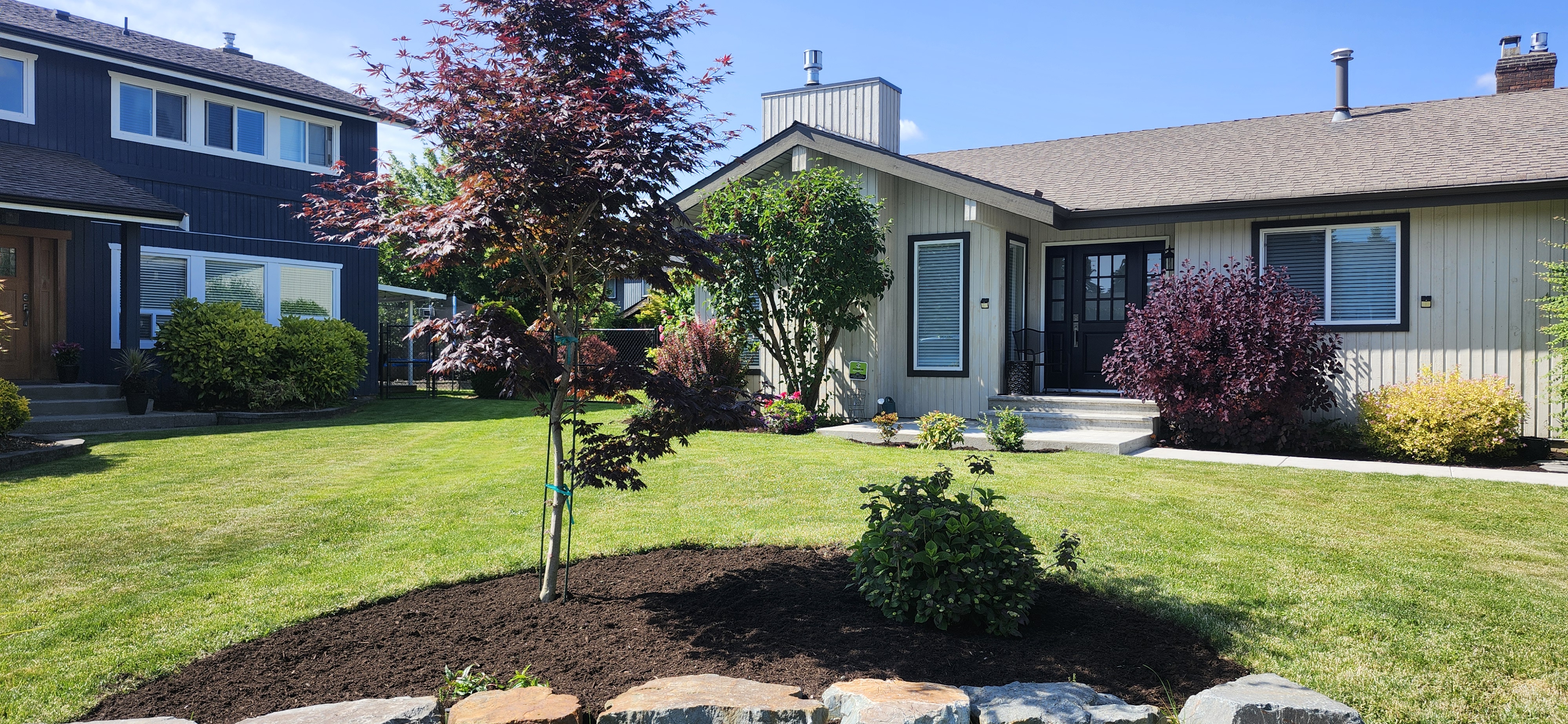 River Rock & Mulch Installation – Abbotsford, BC